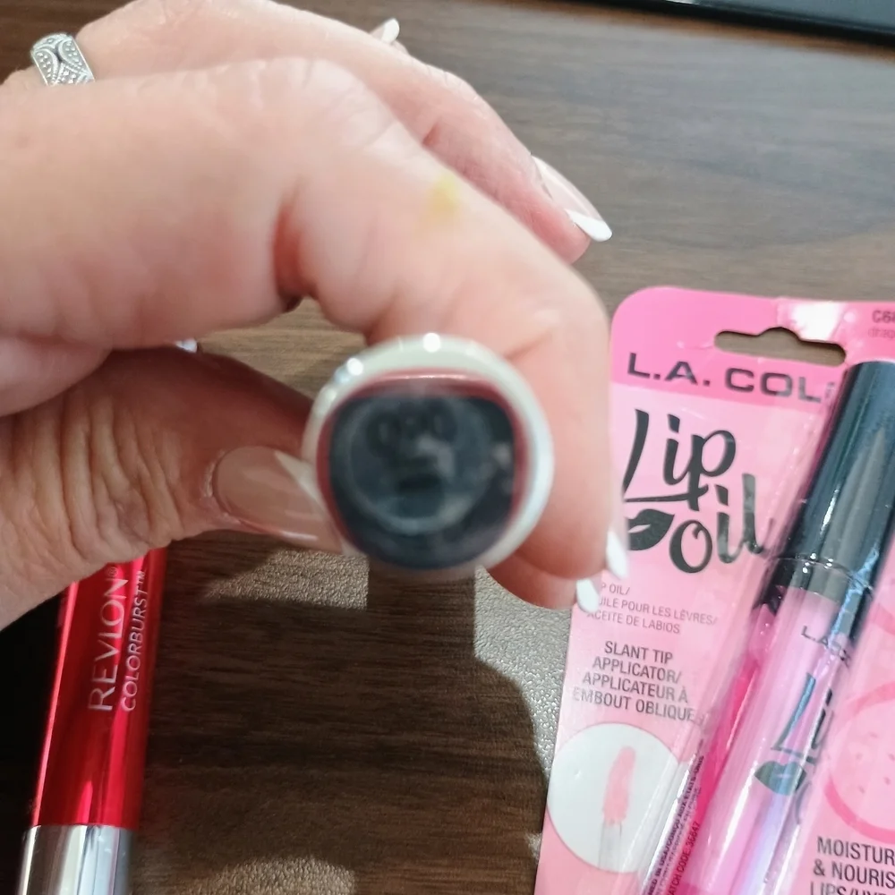 Bundle Of Lip Products. L'Oreal, And Revlon